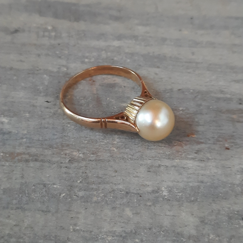 Vintage 18K Yellow Gold Custom Made Cultured Pearl Ring